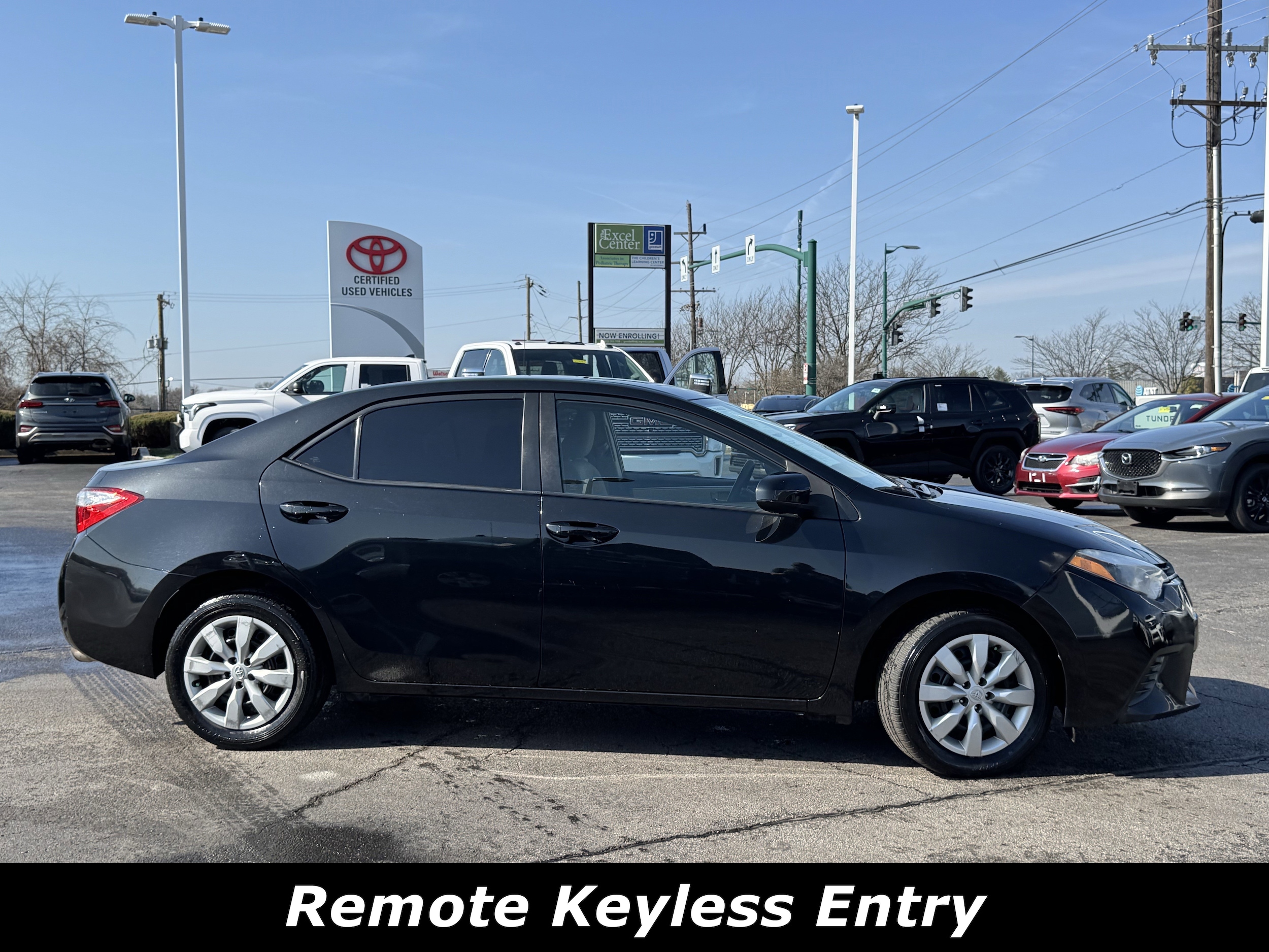 Used 2015 Toyota Corolla LE with VIN 2T1BURHE6FC328331 for sale in Clarksville, IN