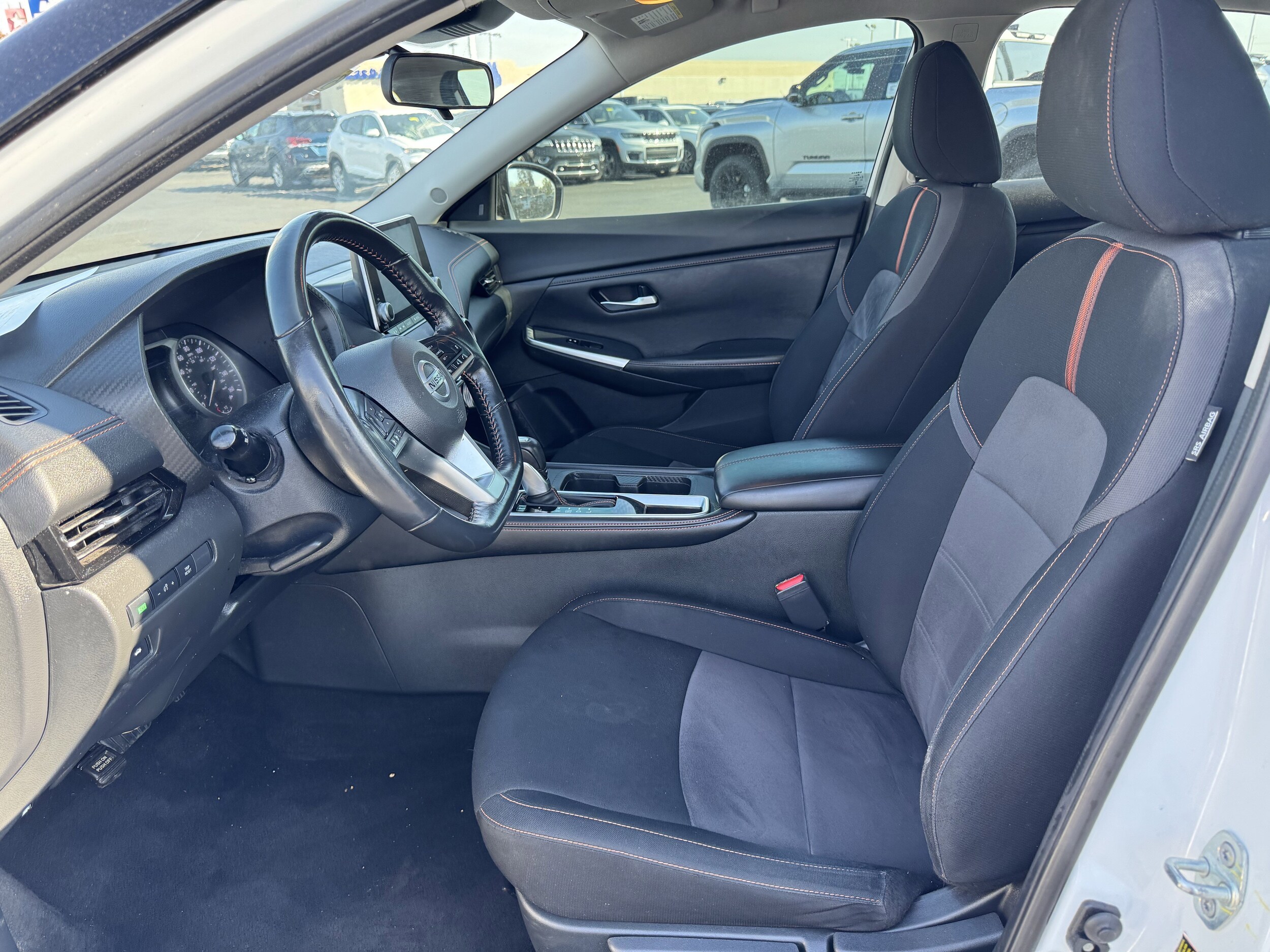 2022 Nissan Sentra SR photo 3