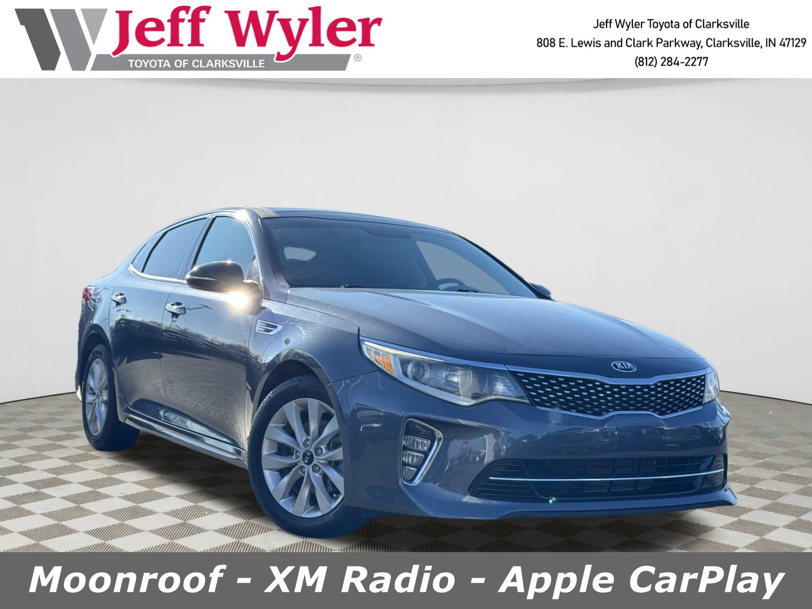 2018 Kia Optima S's photo