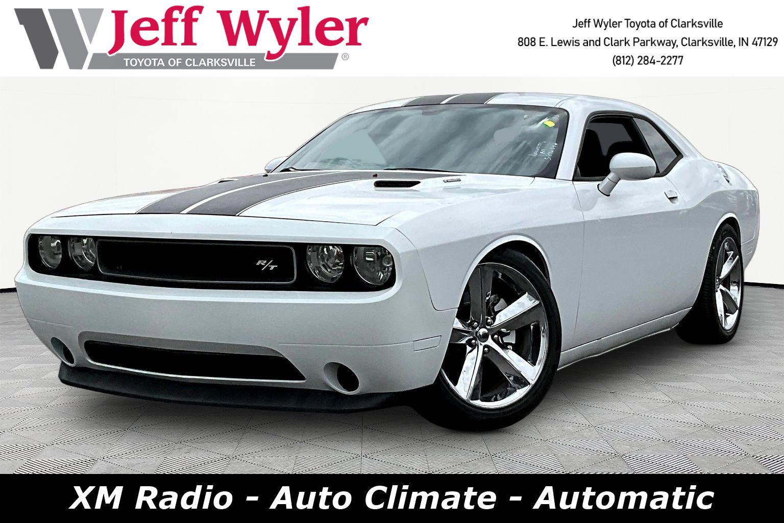 2012 Dodge Challenger R/T's photo