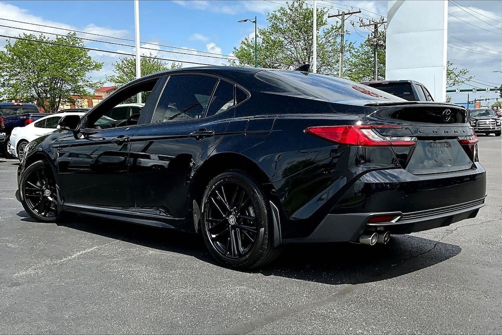 Used 2025 Toyota Camry SE Sedan