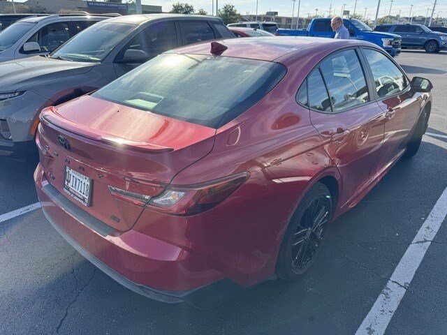 2025 Toyota Camry SE photo 2