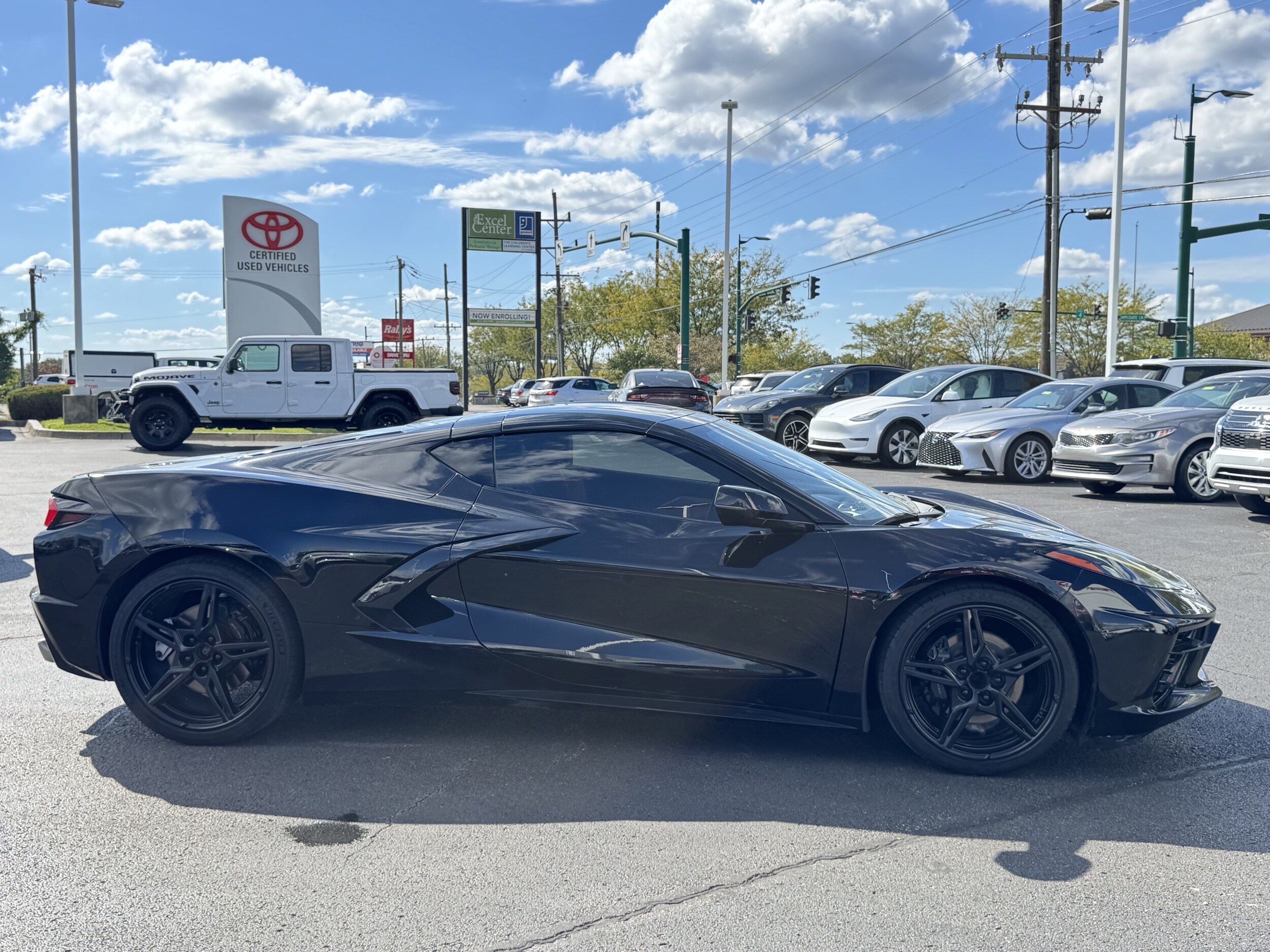 2020 Chevrolet Corvette Stingray 2LT Coupe photo 2