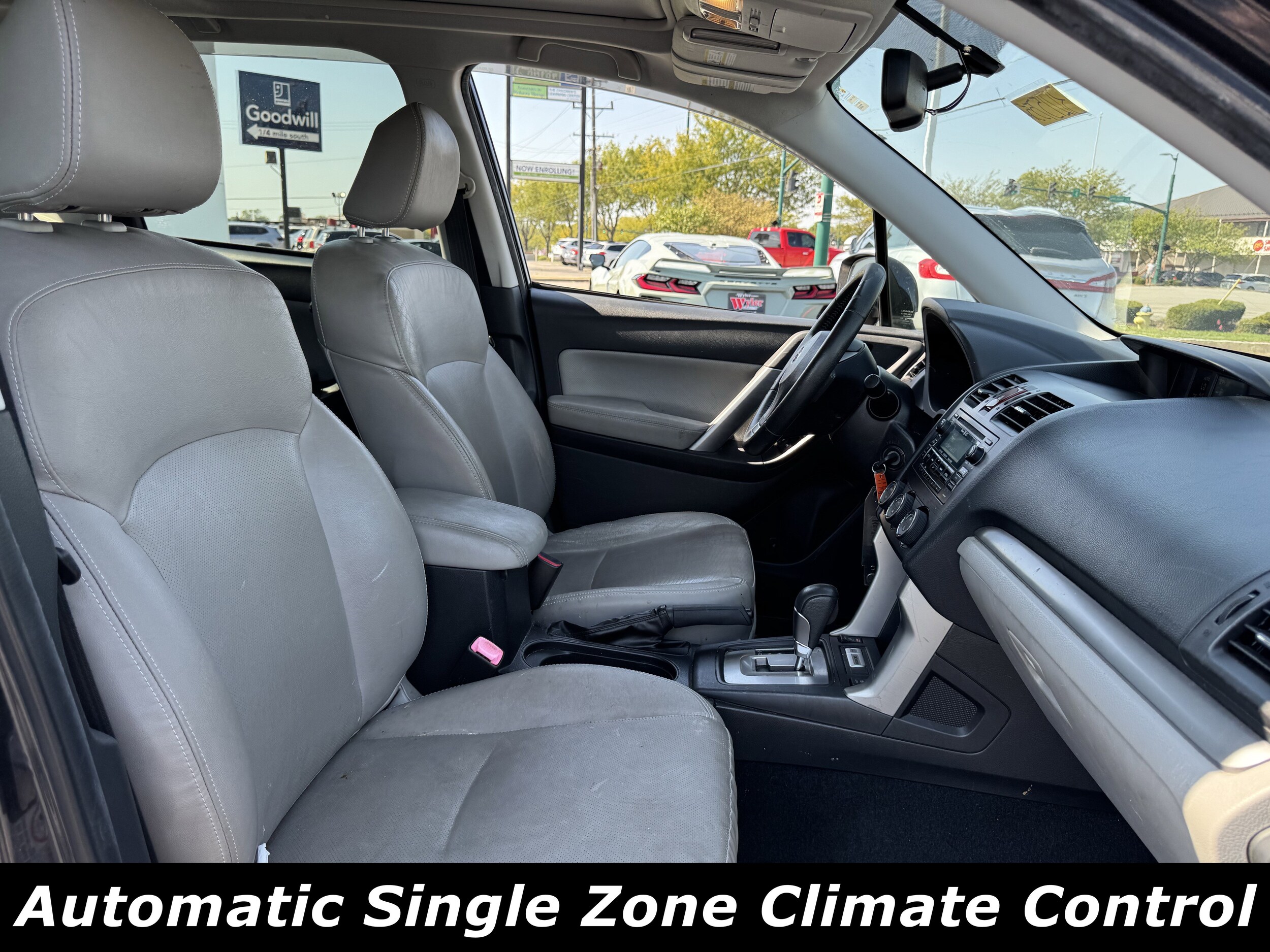 2015 Subaru Forester 2.5i Limited photo 4