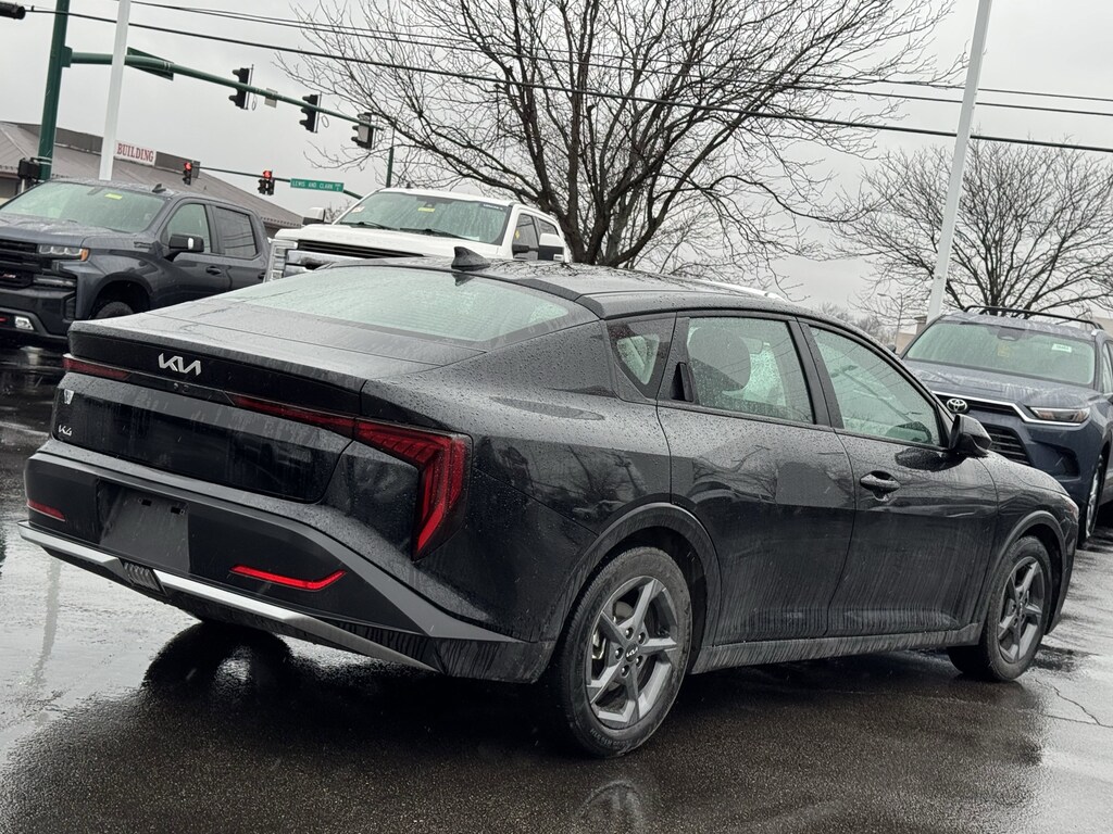 Used 2025 Kia K4 LXS Sedan