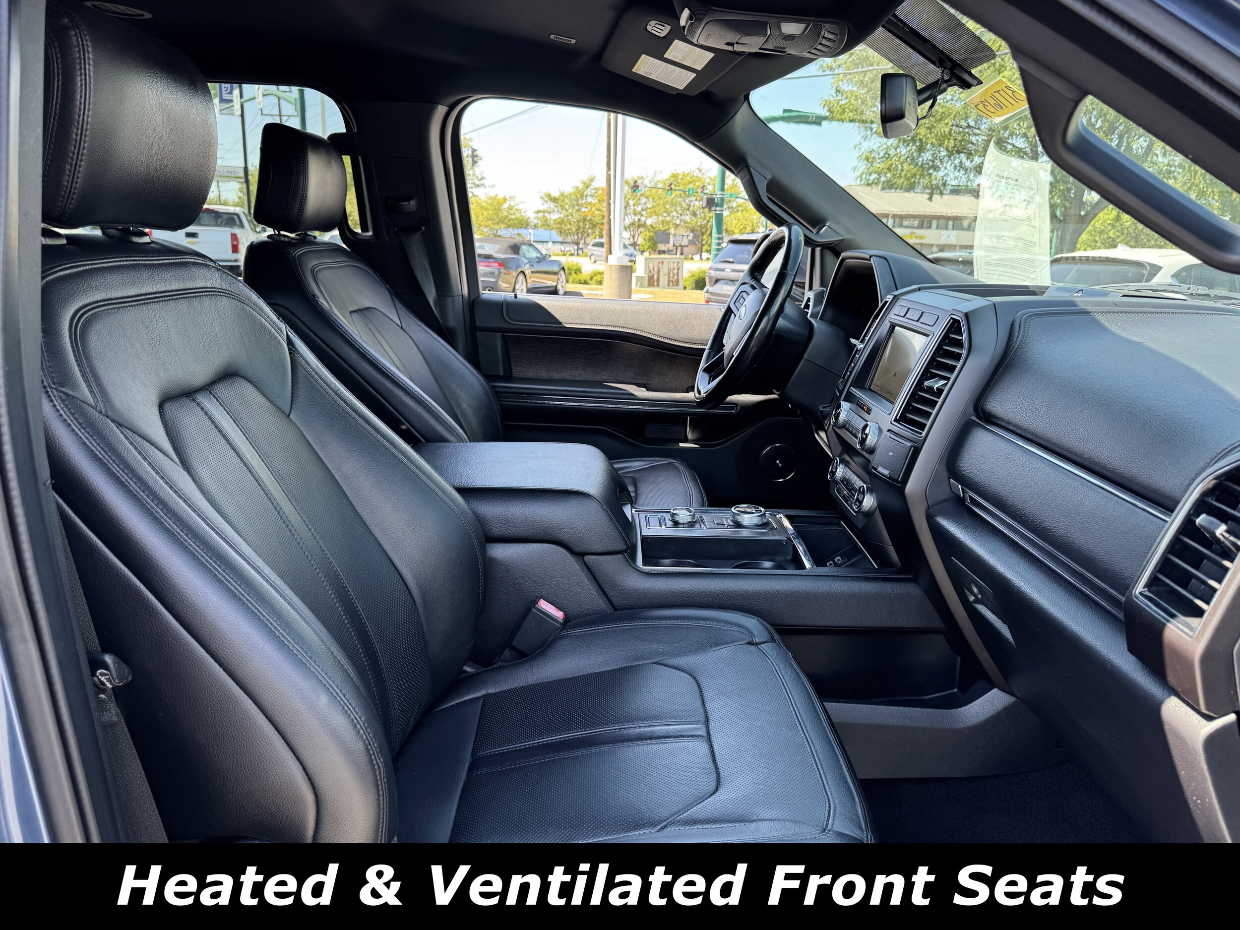 2019 Ford Expedition MAX Limited photo 4