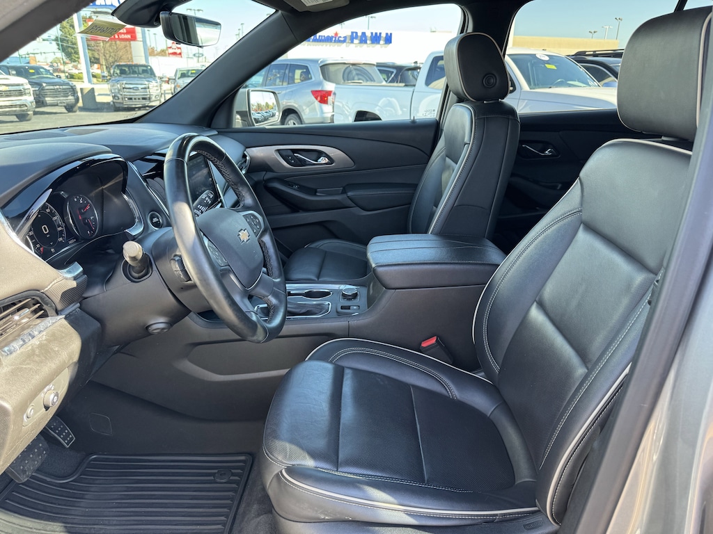 Used 2023 Chevrolet Traverse Premier SUV