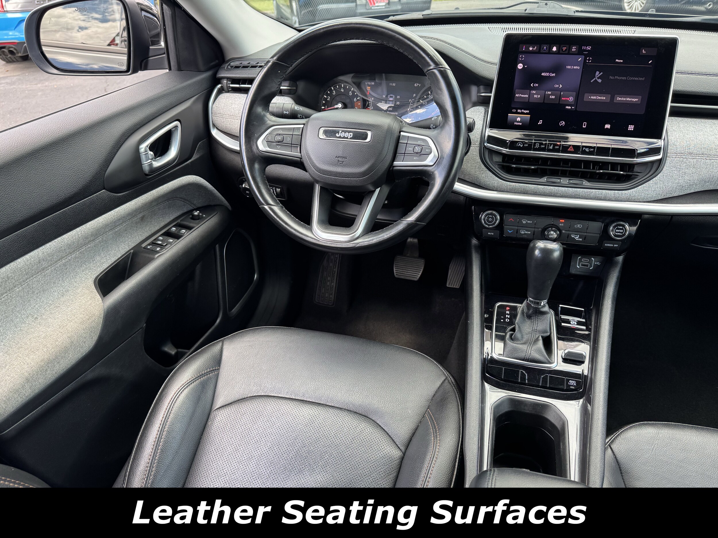 2022 Jeep Compass Latitude Lux photo 4