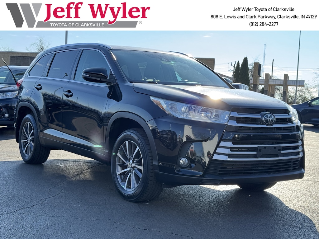 Used 2019 Toyota Highlander XLE V6 SUV