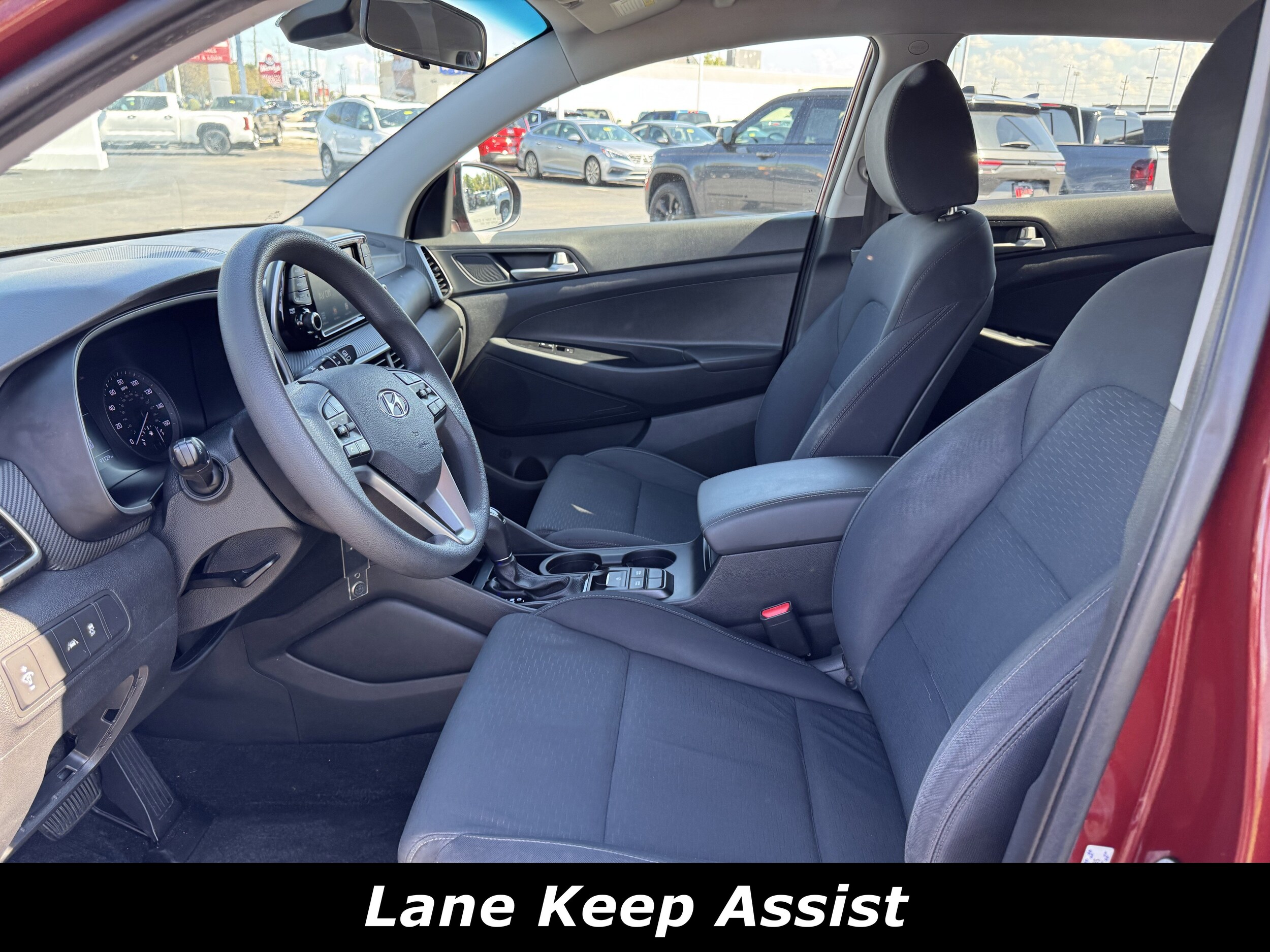 2020 Hyundai Tucson SE photo 2