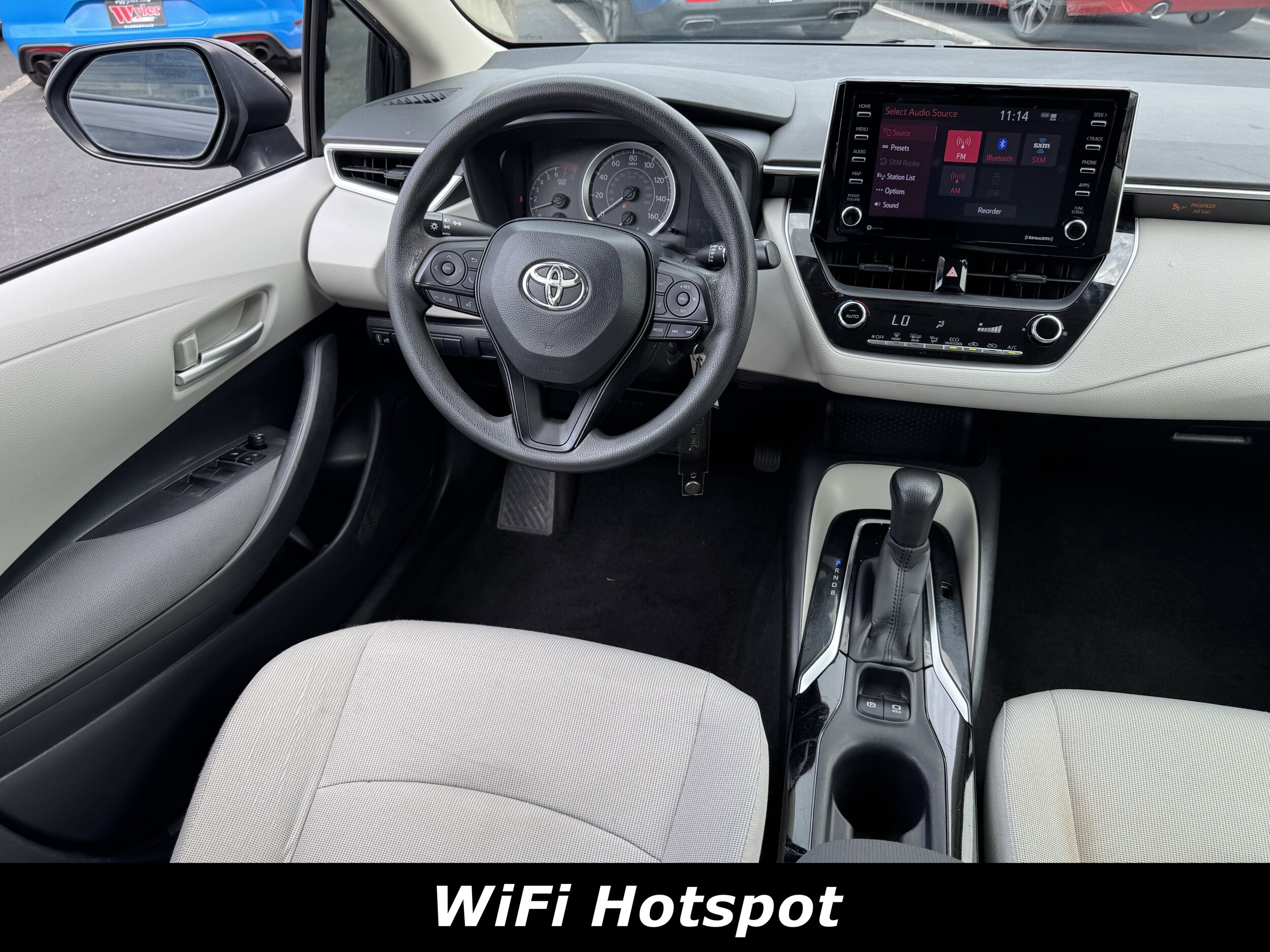 2021 Toyota Corolla LE photo 4