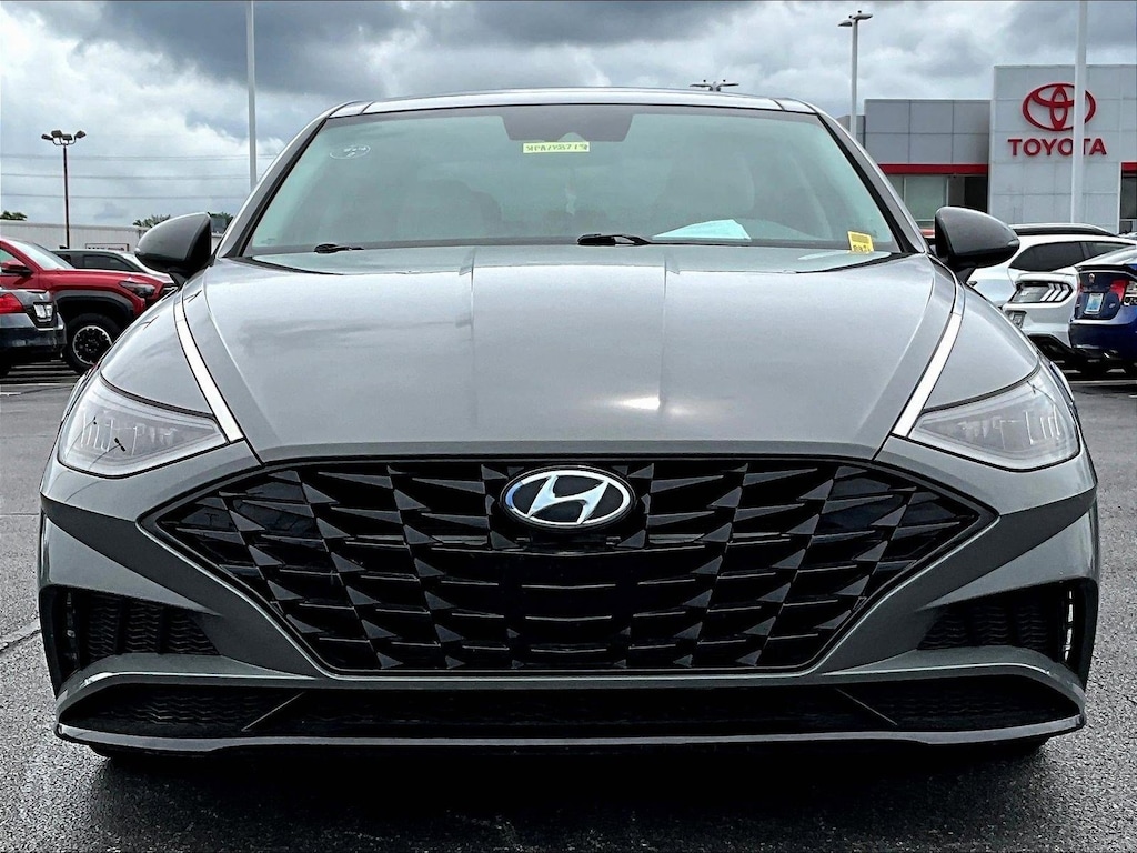 Used 2023 Hyundai Sonata SEL Sedan
