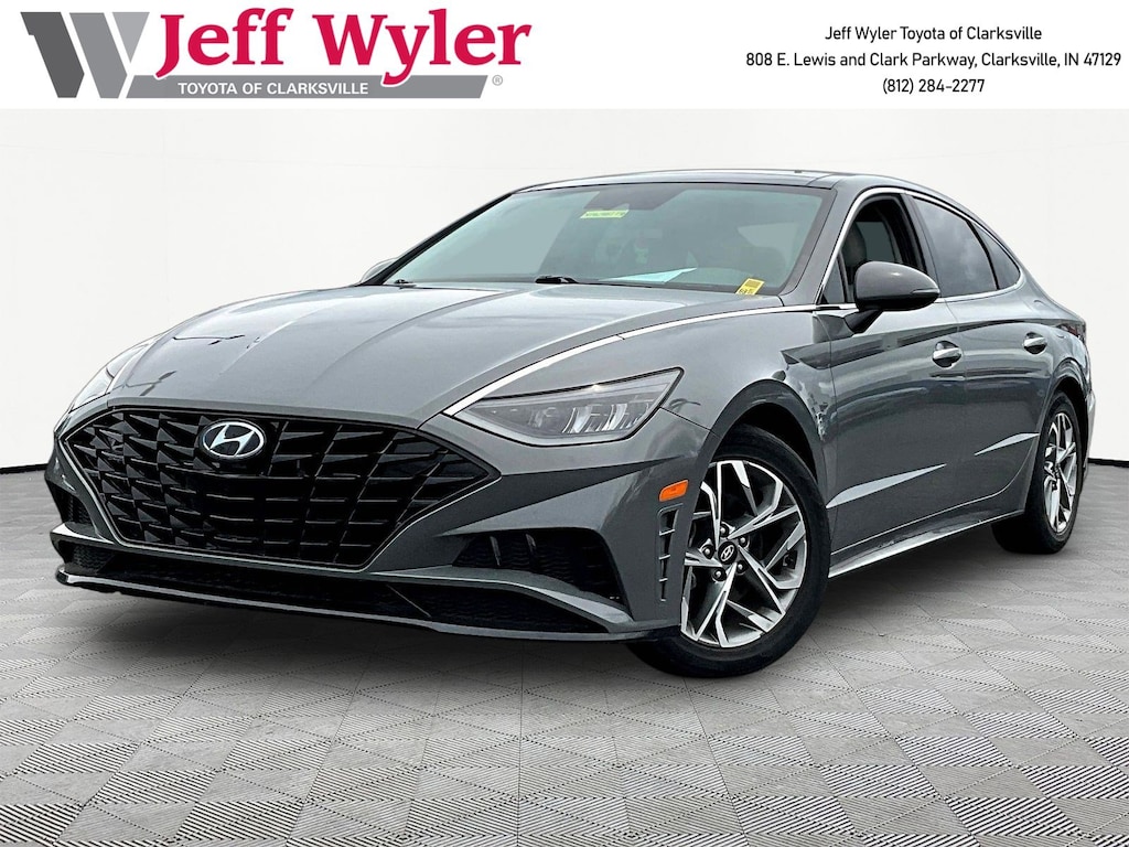 Used 2023 Hyundai Sonata SEL Sedan