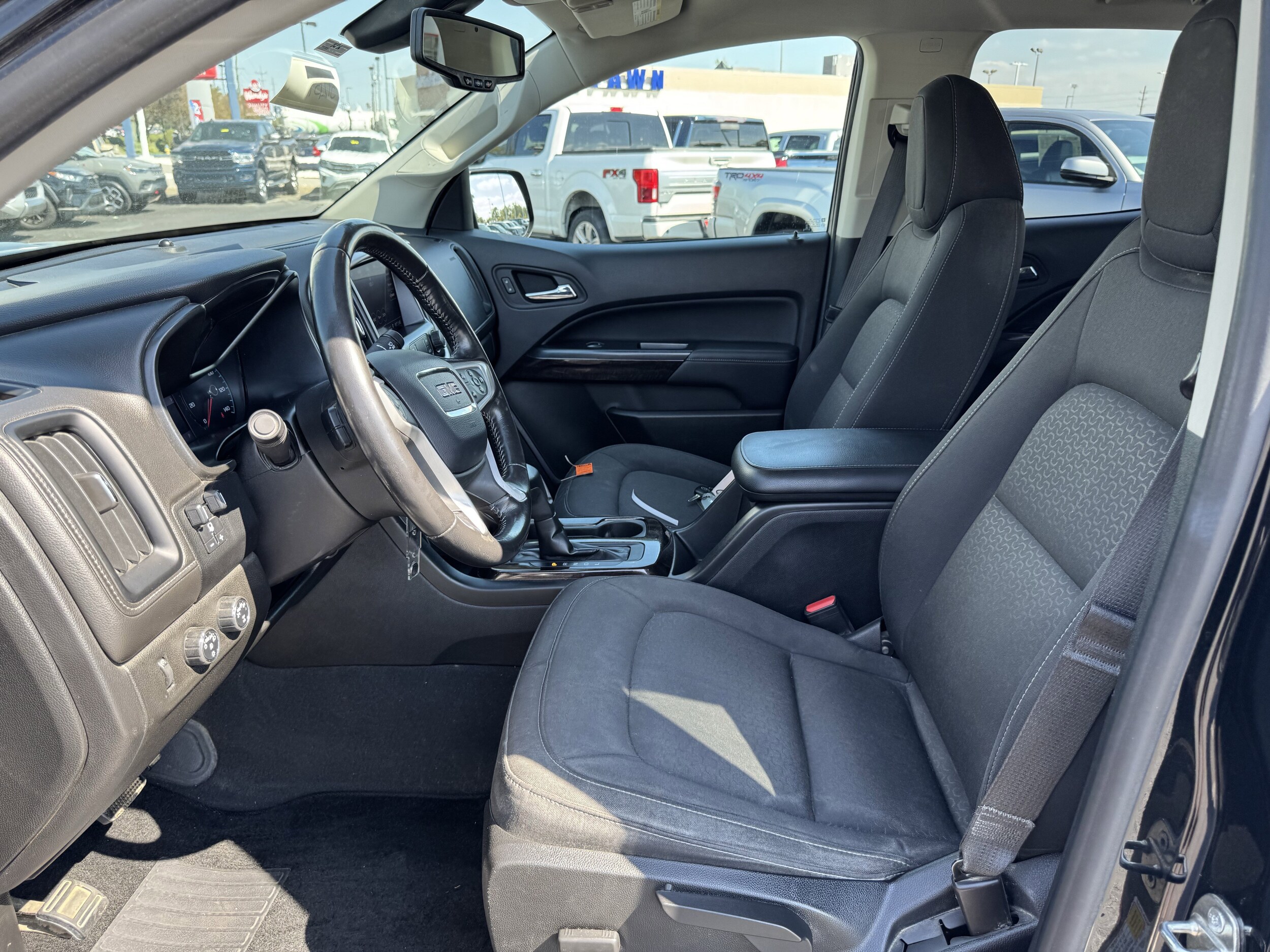 2020 Gmc Canyon SLE photo 3