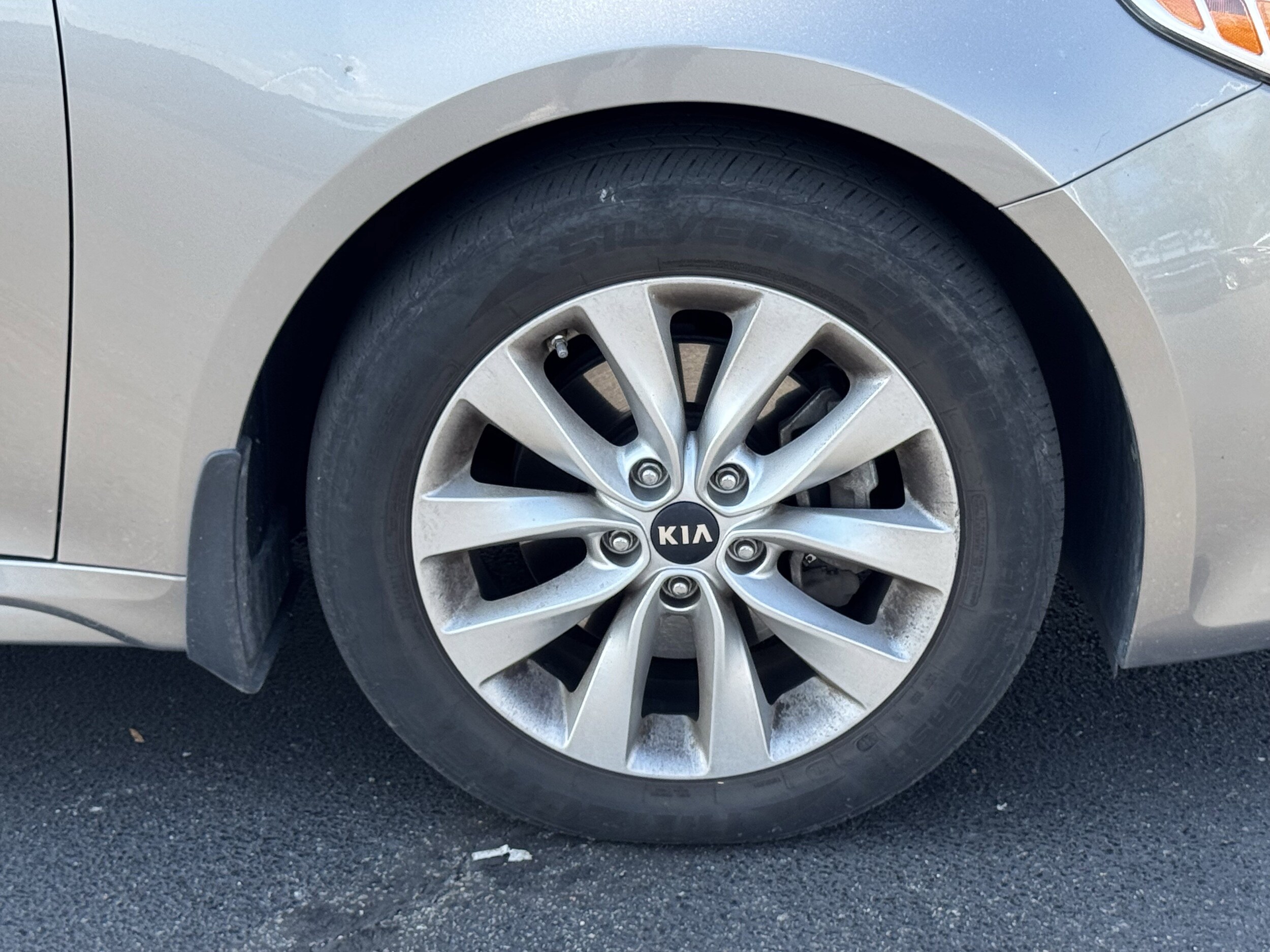 2018 Kia Optima LX photo 4