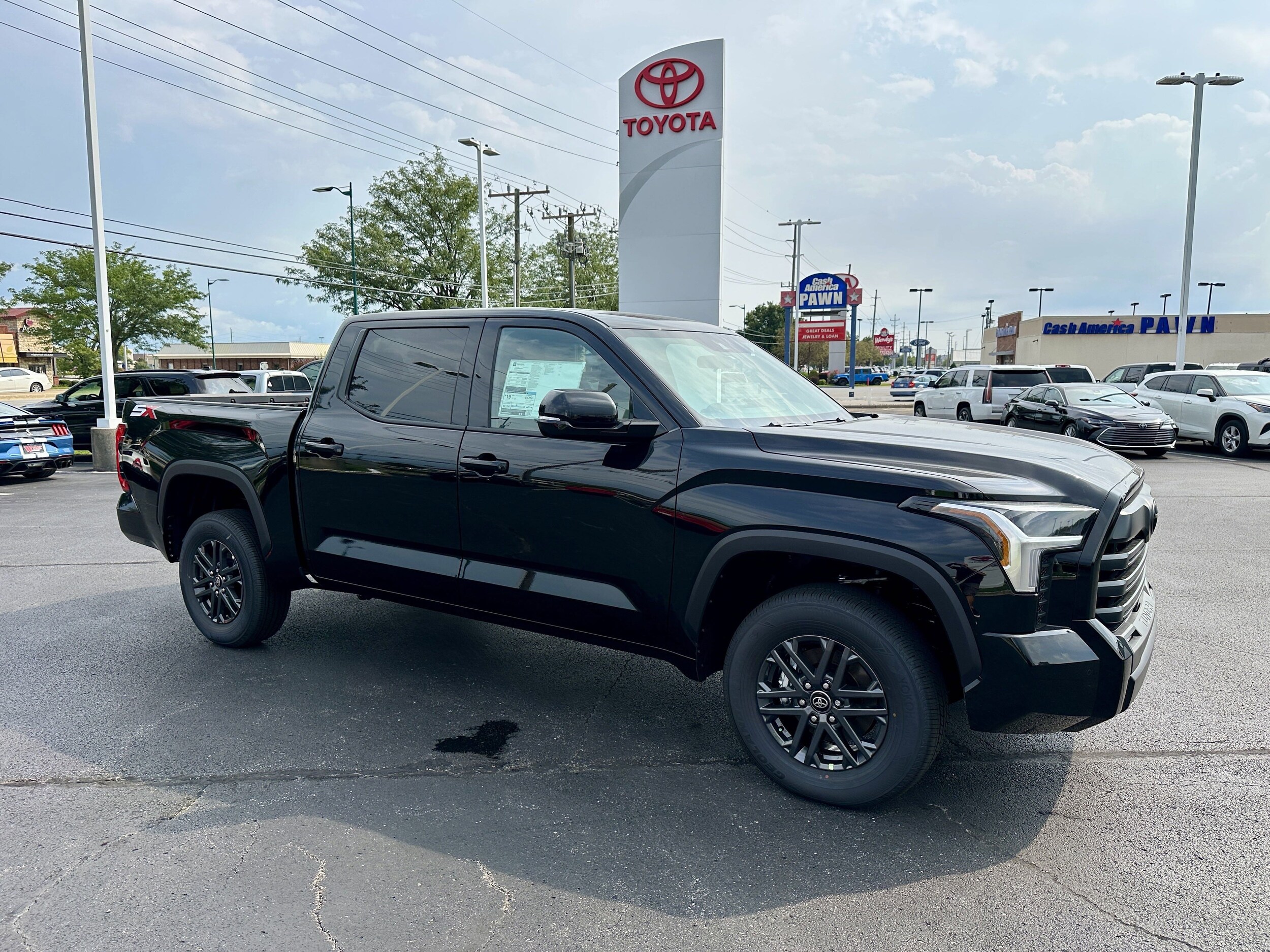 2025 Toyota Tundra SR5 photo 2
