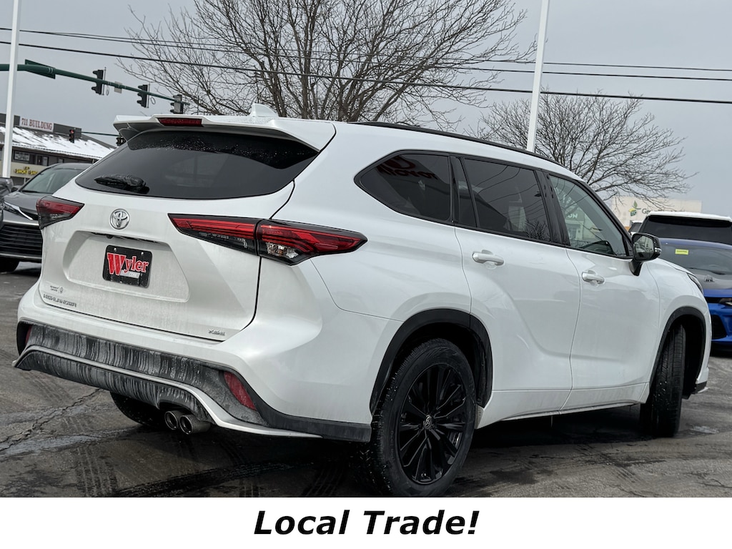 Used 2023 Toyota Highlander XSE SUV