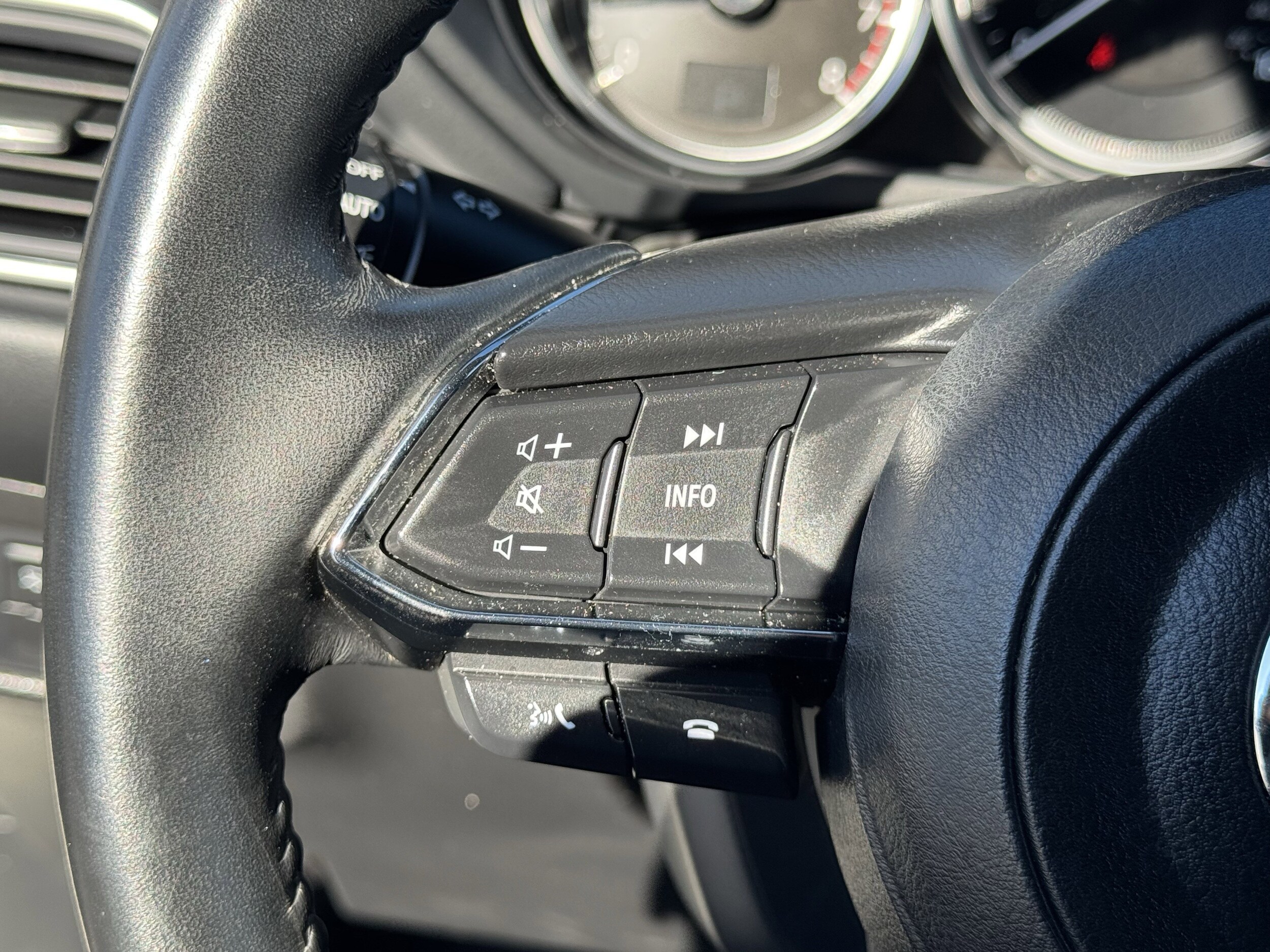 2023 Mazda CX-5 2.5 Select photo 4