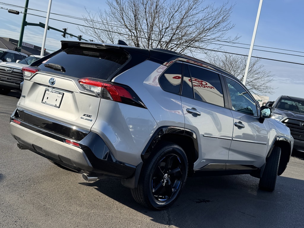 Used 2021 Toyota RAV4 Hybrid XSE SUV