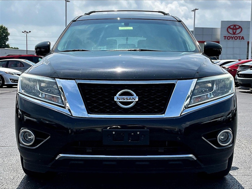 Used 2015 Nissan Pathfinder Platinum SUV