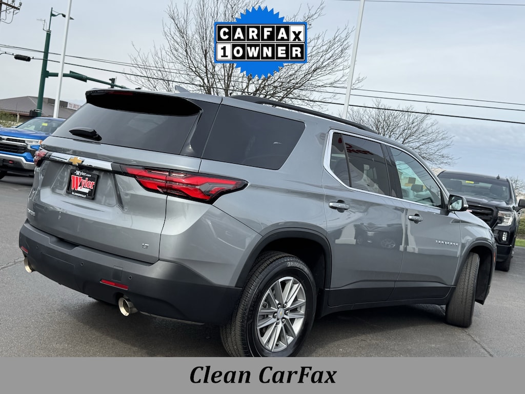 Used 2023 Chevrolet Traverse LT Leather SUV