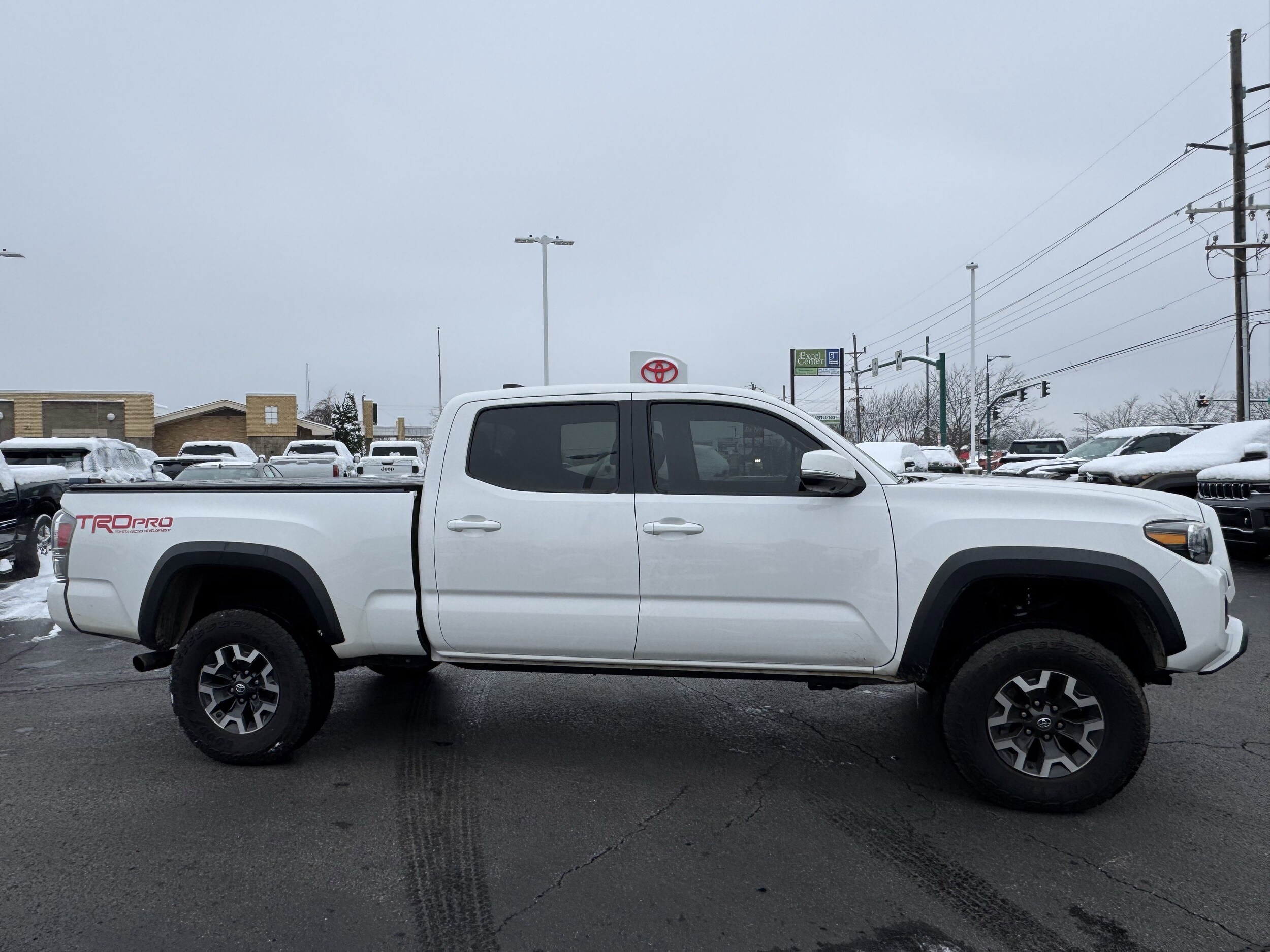 2020 Toyota Tacoma TRD Double Cab photo 2