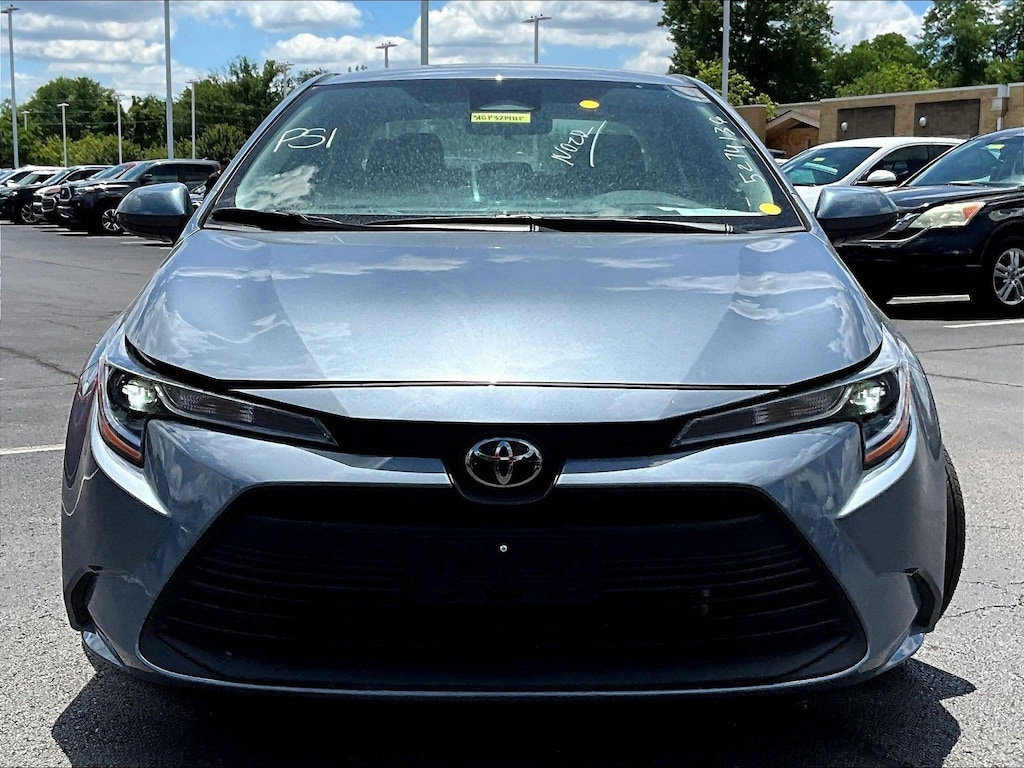 Used 2025 Toyota Corolla LE Sedan