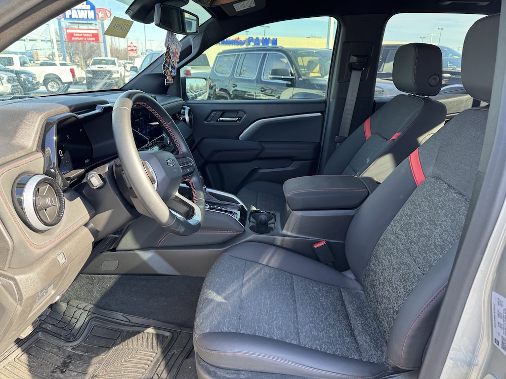 Used 2025 Chevrolet Colorado Z71 Truck Crew Cab