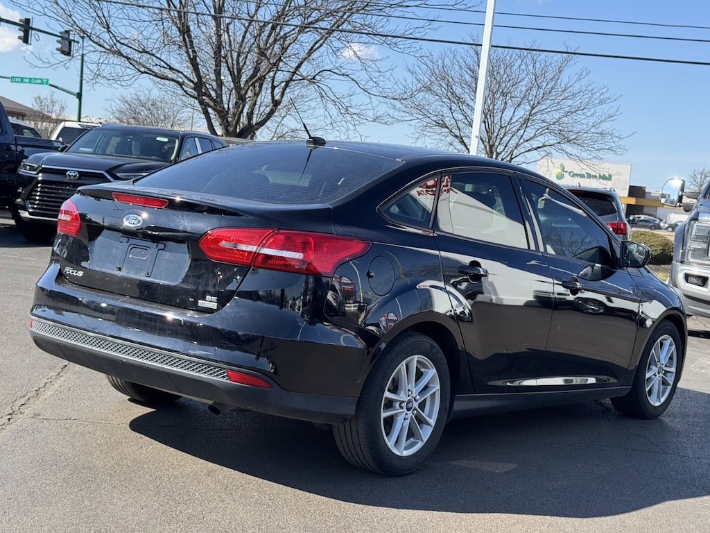 Used 2018 Ford Focus SE Sedan