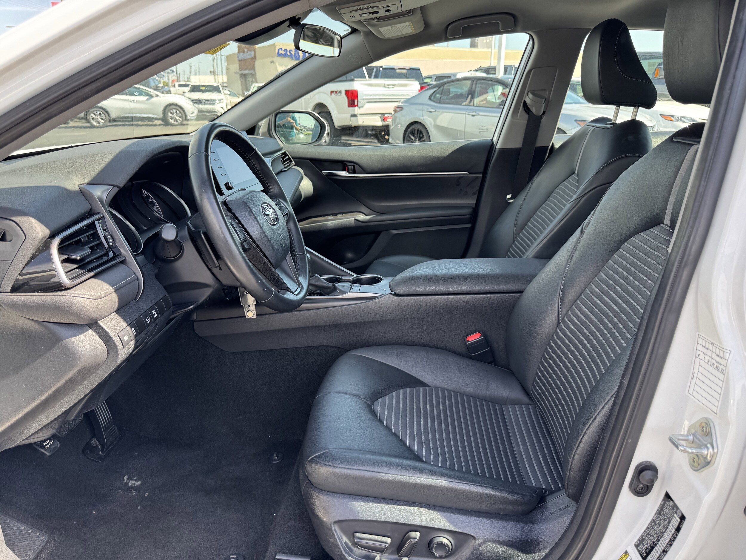 2024 Toyota Camry SE photo 4
