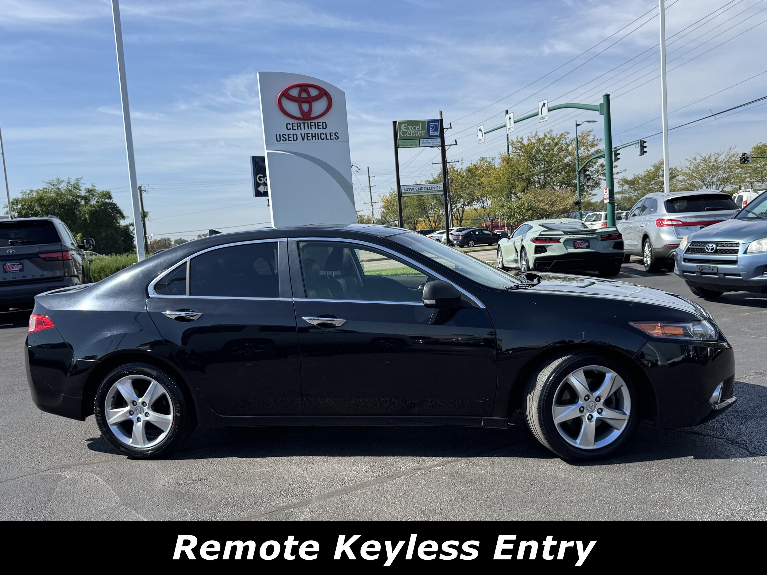 2013 Acura TSX photo 2