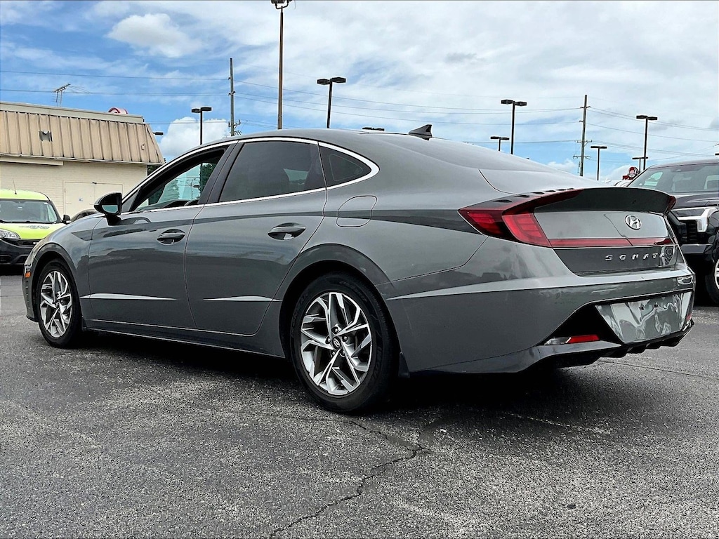 Used 2023 Hyundai Sonata SEL Sedan