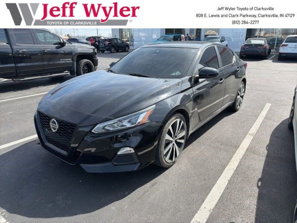 Used 2022 Nissan Altima 2.5 SR Sedan