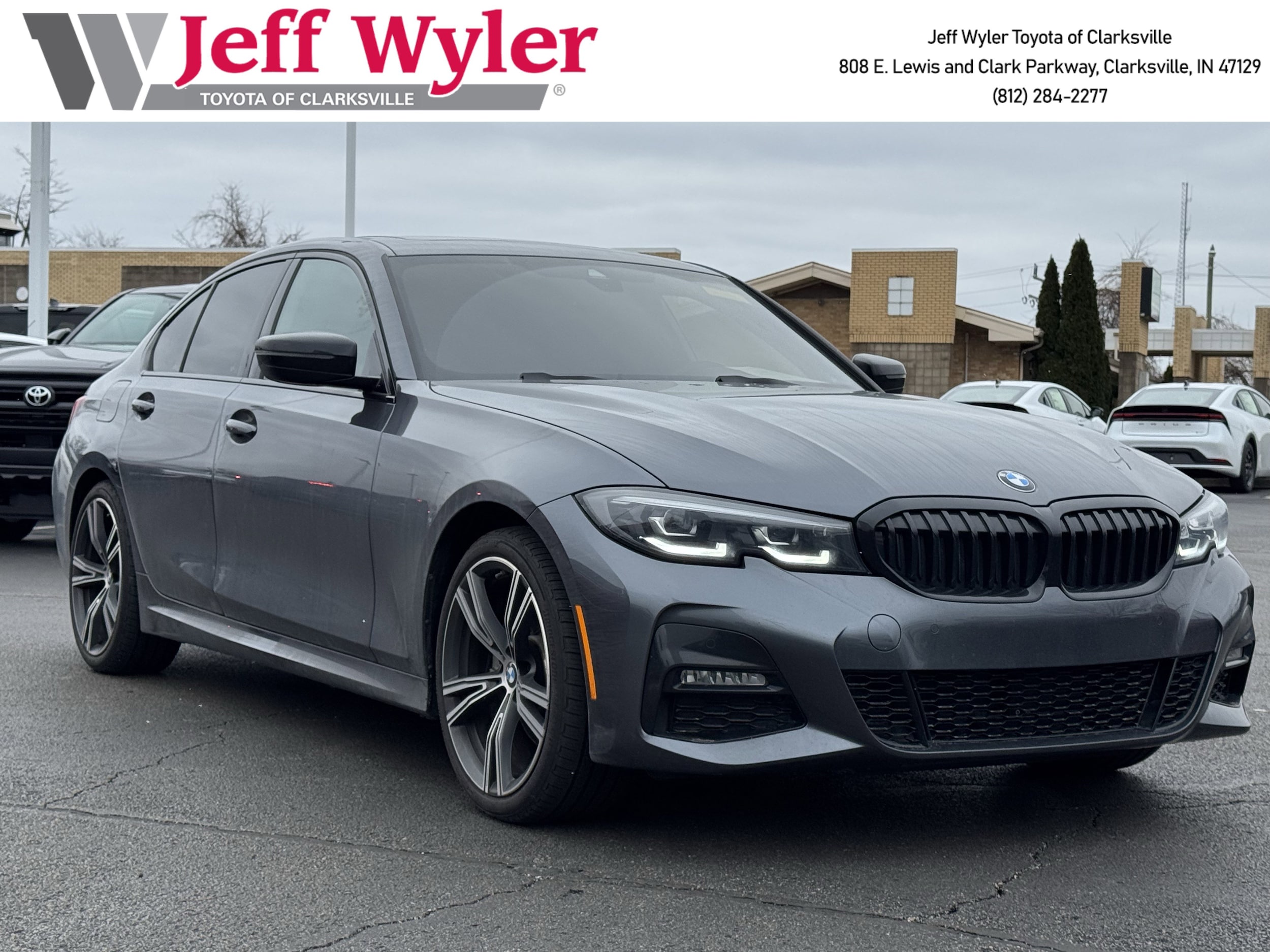 2022 BMW 3 Series 330i's photo