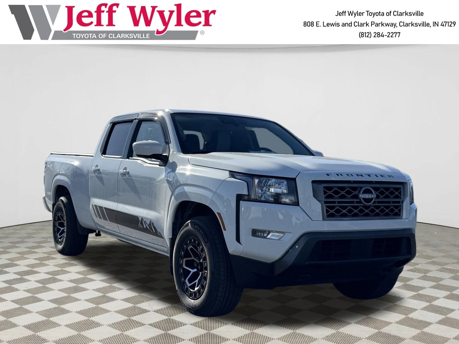 2023 Nissan Frontier Truck Crew Cab 