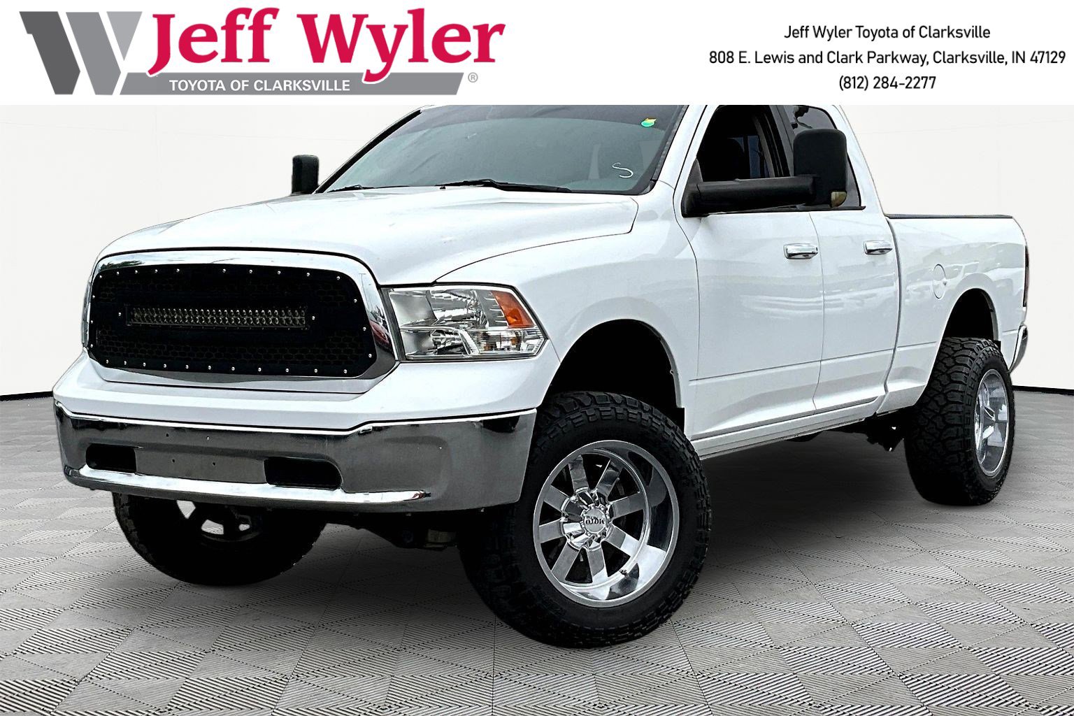 2017 RAM 1500 SLT 4x4 Quad Cab 6'4's photo