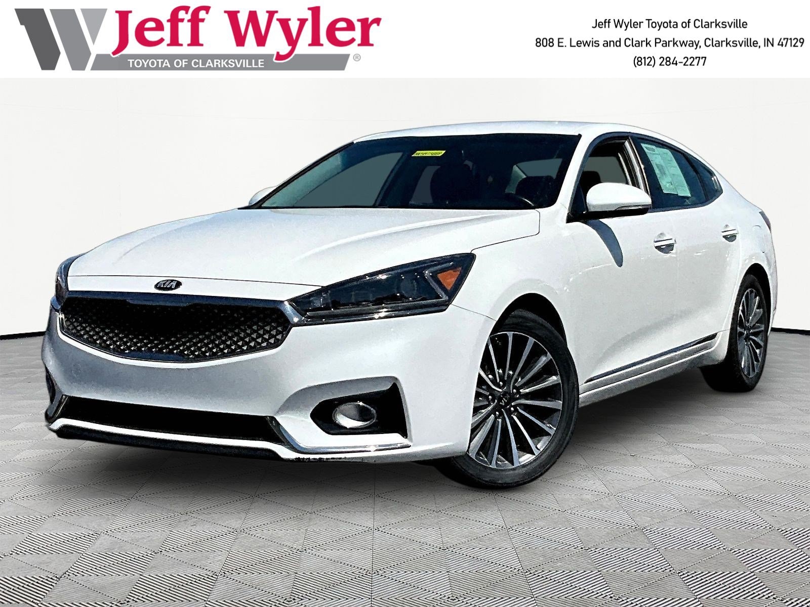 2019 Kia Cadenza Premium