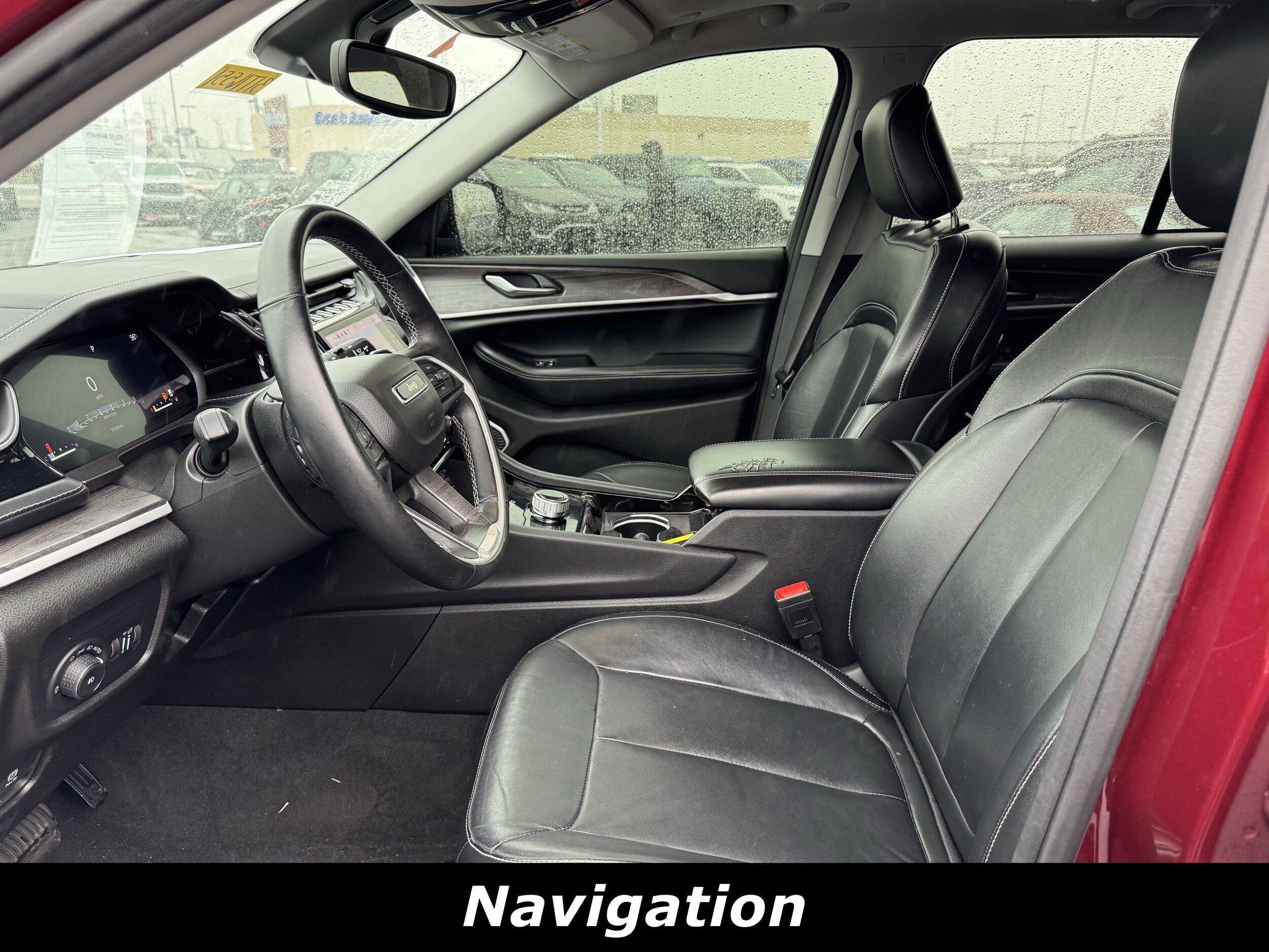 2022 Jeep Grand Cherokee Limited photo 2