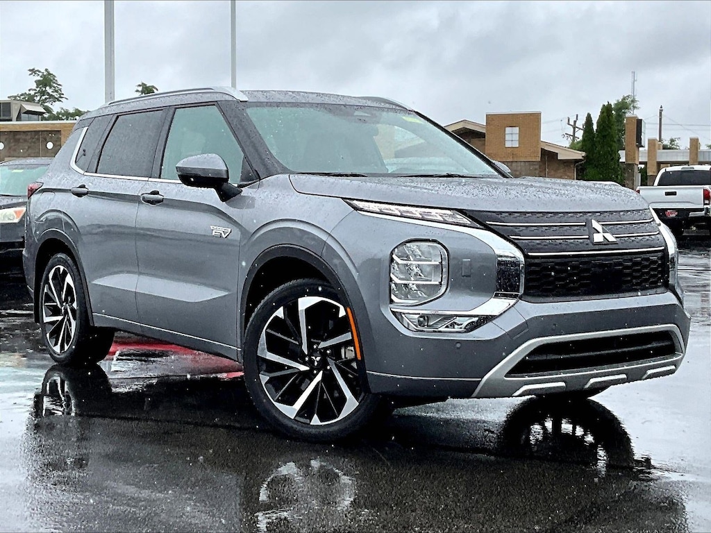 Used 2023 Mitsubishi Outlander Plug-In Hybrid SEL SUV