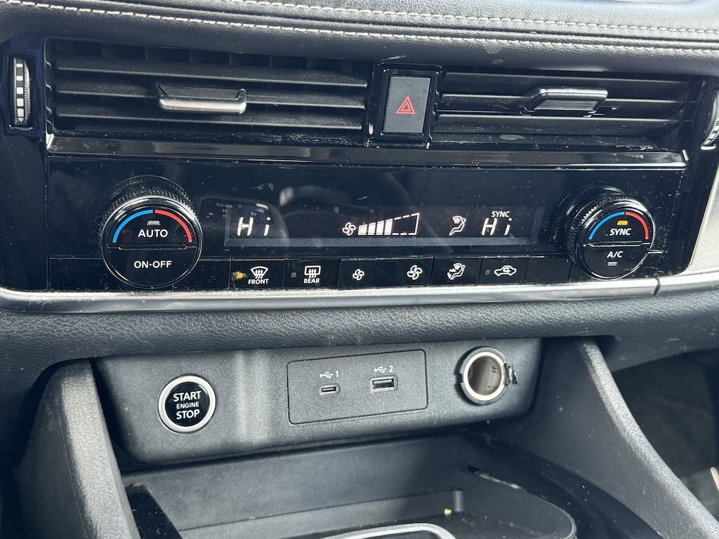 Used 2021 Nissan Rogue SV SUV