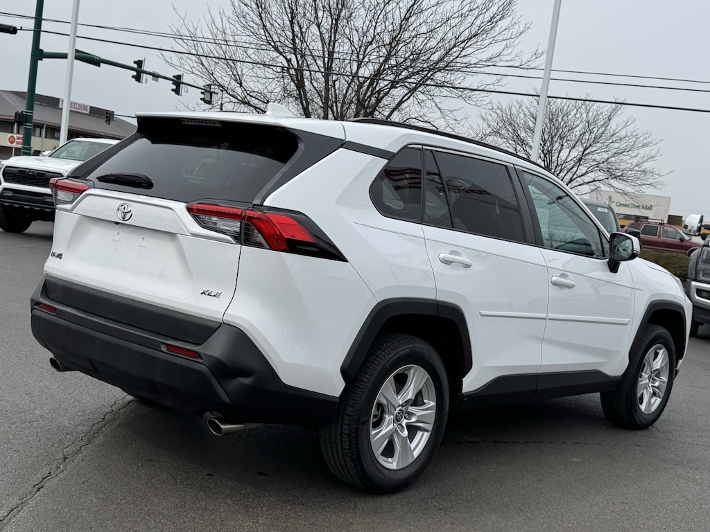 Used 2021 Toyota RAV4 XLE SUV
