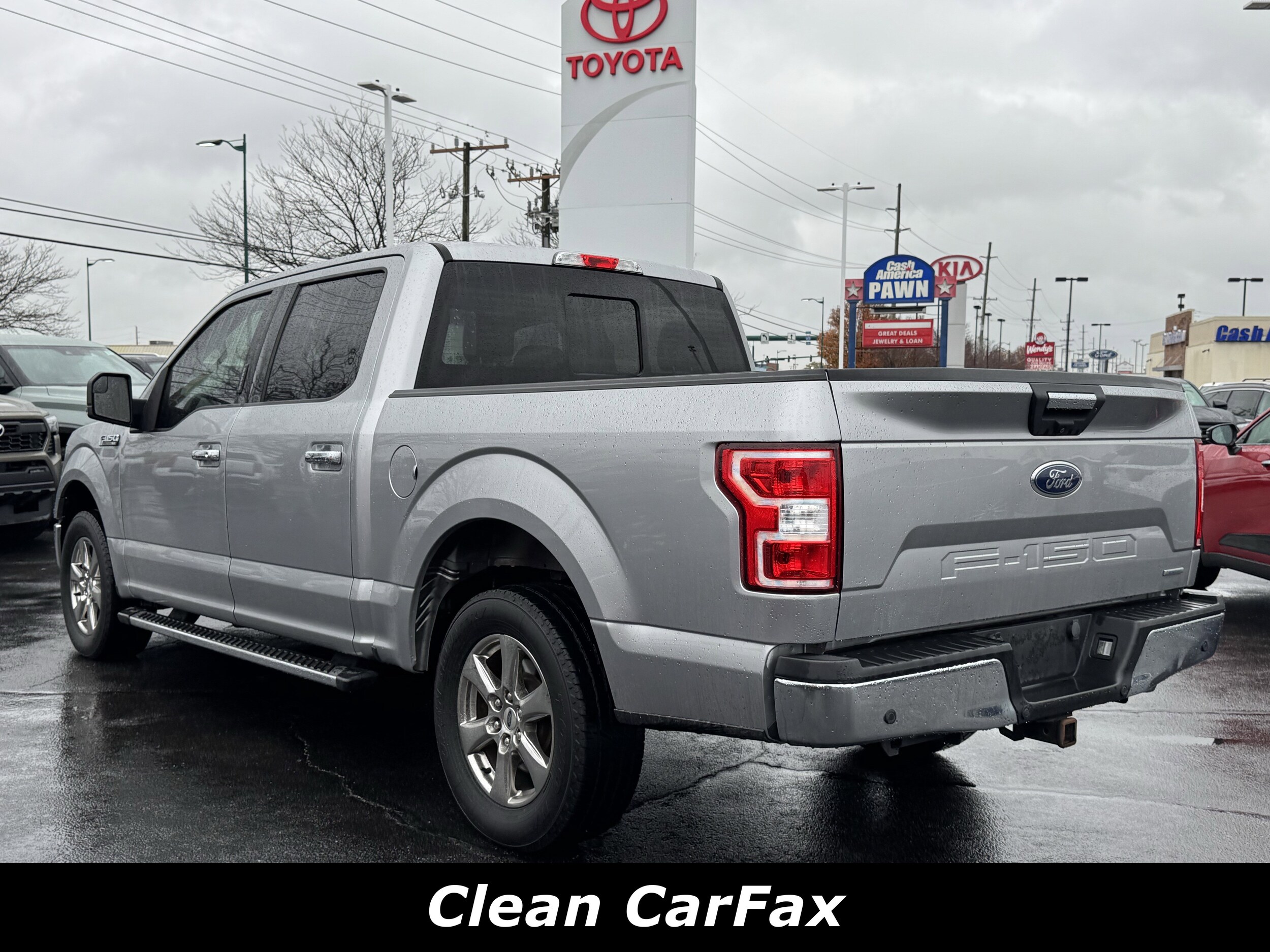 2020 Ford F-150 XLT photo 2