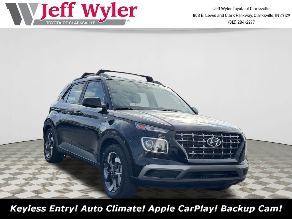 Used 2023 Hyundai Venue SEL SUV