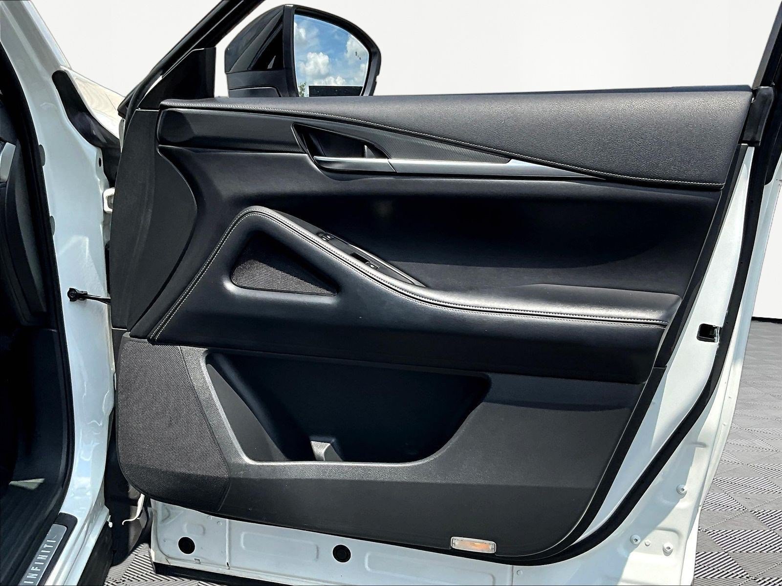 2023 INFINITI QX60 LUXE - Photo 33