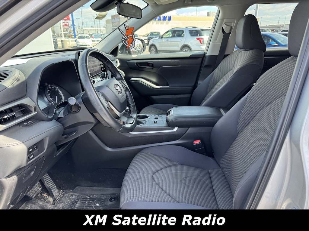 Used 2023 Toyota Highlander L SUV