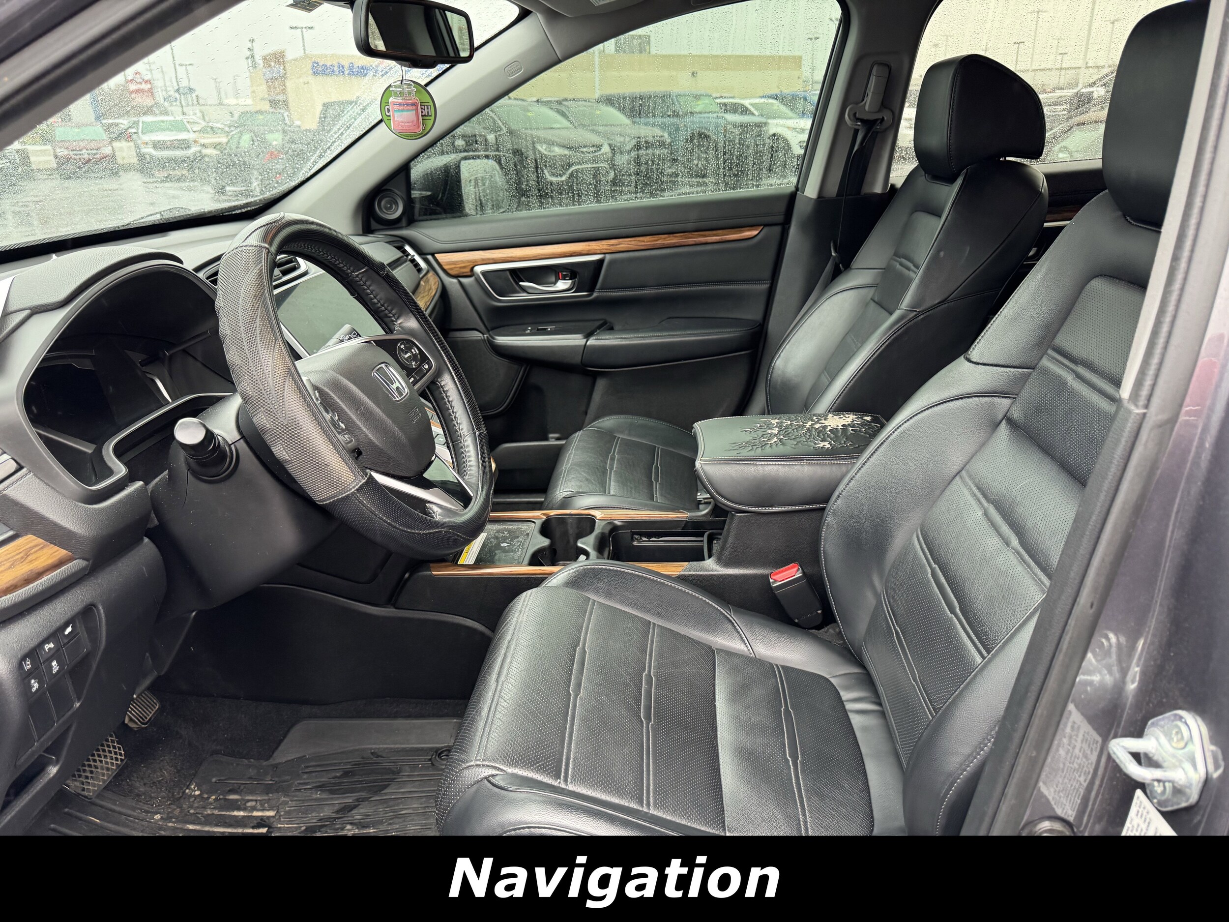 2021 Honda CR-V Hybrid Touring photo 2