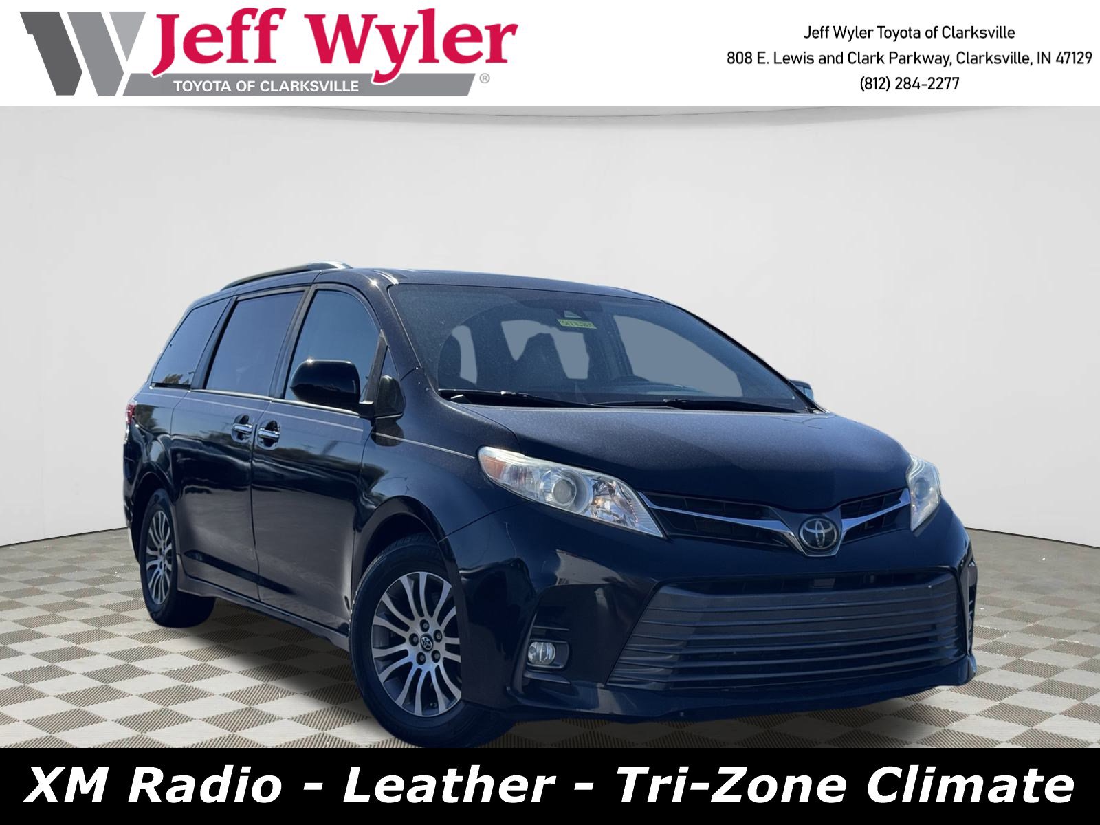 2019 Toyota Sienna XLE
