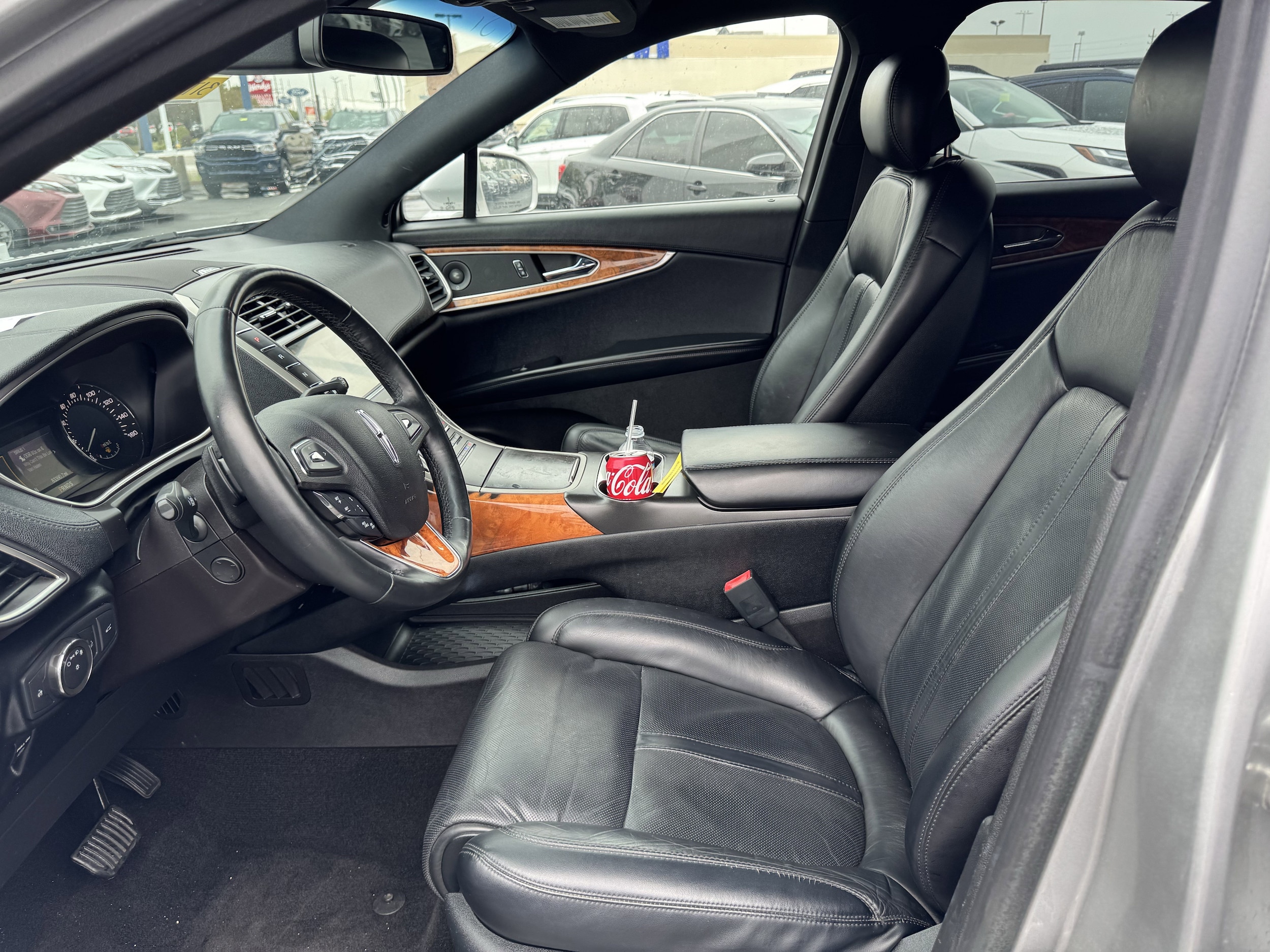 2017 Lincoln MKX Reserve photo 3
