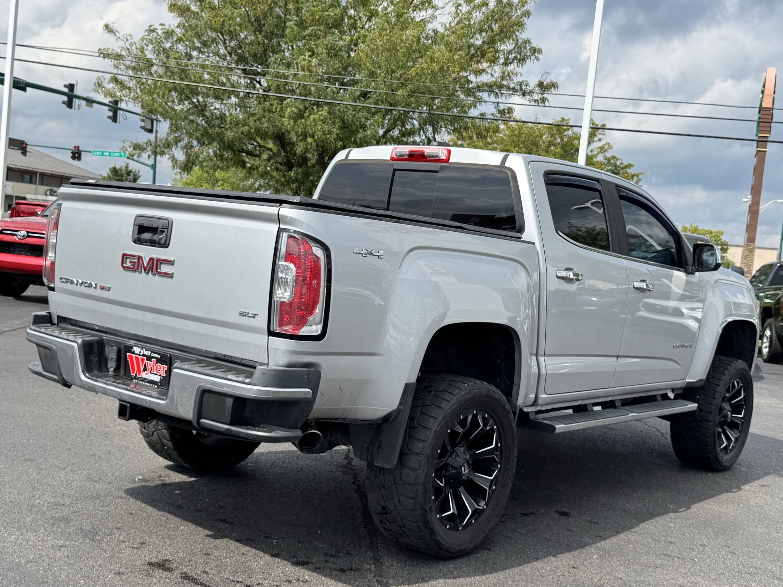 2018 Gmc Canyon SLT photo 3