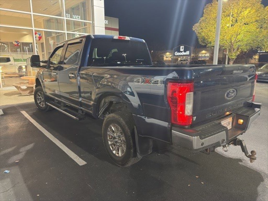 Used 2017 Ford F-350 Truck Crew Cab